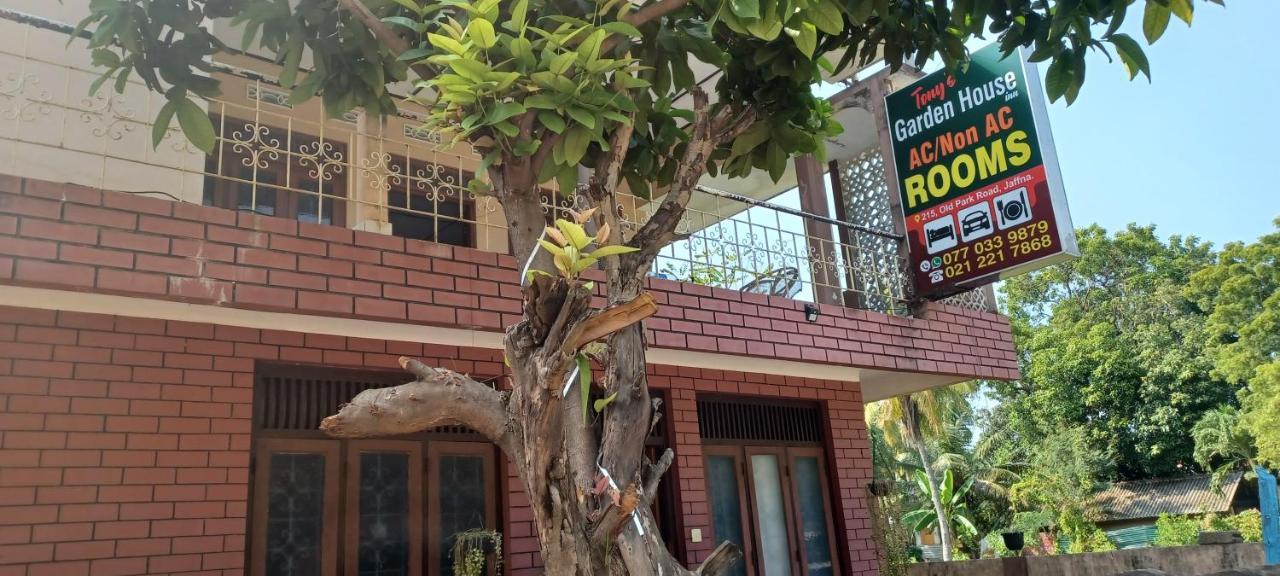 Tony'S Garden House Back Packers Inn Jaffna Exterior foto