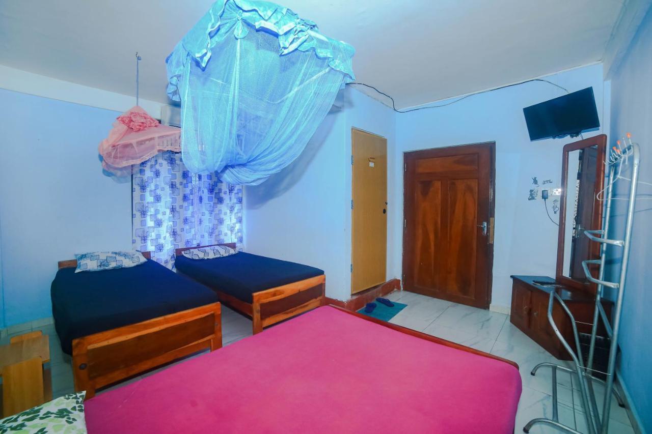 Tony'S Garden House Back Packers Inn Jaffna Exterior foto