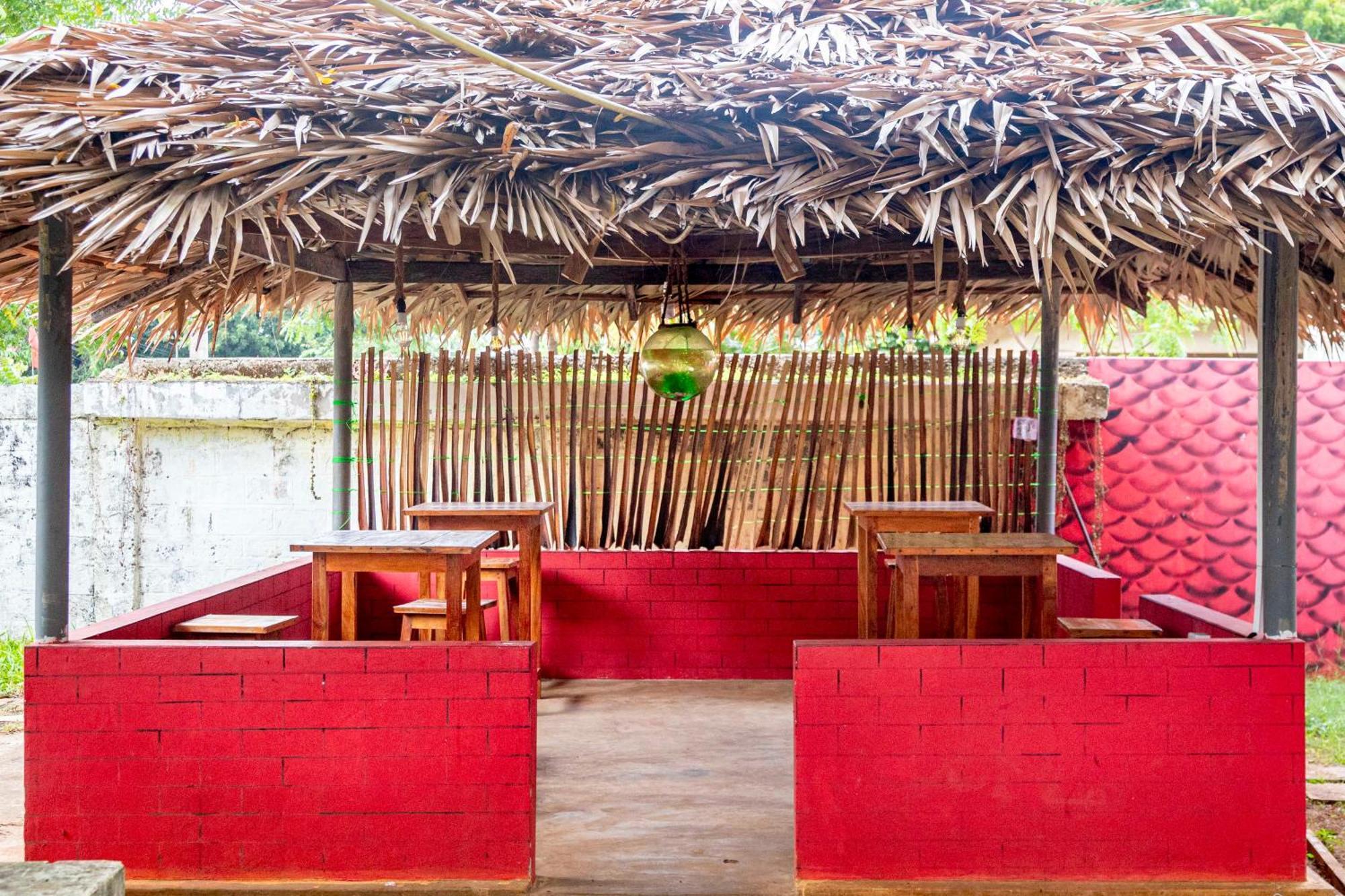 Tony'S Garden House Back Packers Inn Jaffna Exterior foto