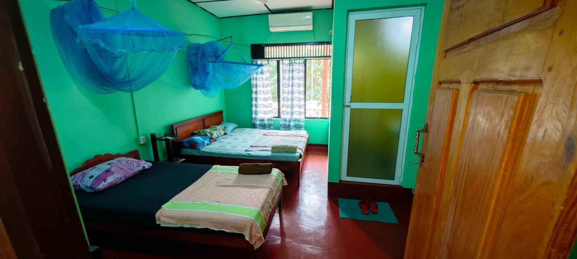 Tony'S Garden House Back Packers Inn Jaffna Exterior foto