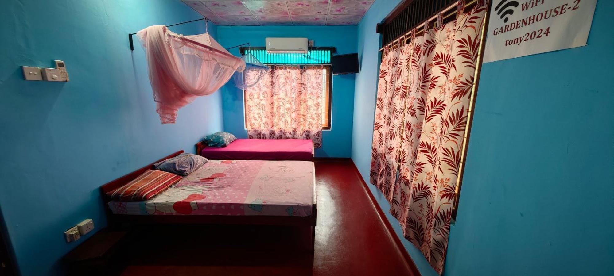 Tony'S Garden House Back Packers Inn Jaffna Exterior foto